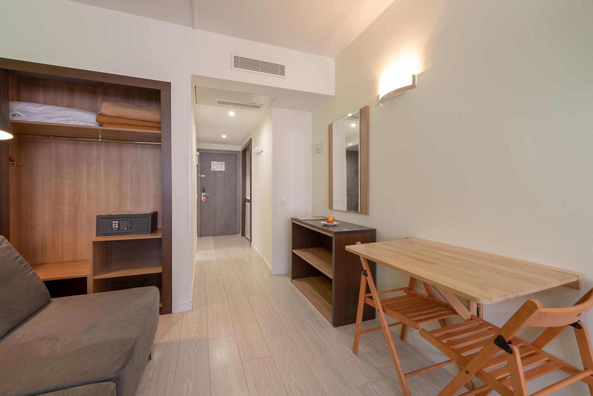 مدريد Apartamentos Recoletos الغرفة الصورة